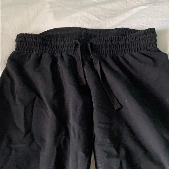 lululemon joggers - Picture 3 of 5